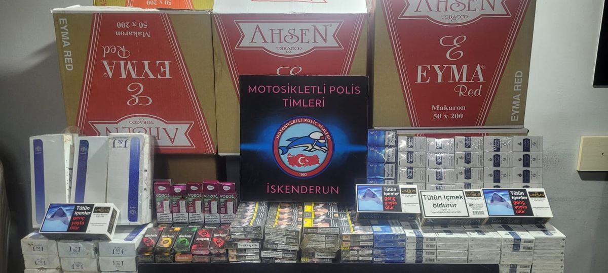 İSKENDERUN’DA 130.000 ADET GÜMRÜK KAÇAĞI MAKARON İLE 880 PAKET SİGARA YAKALANDI