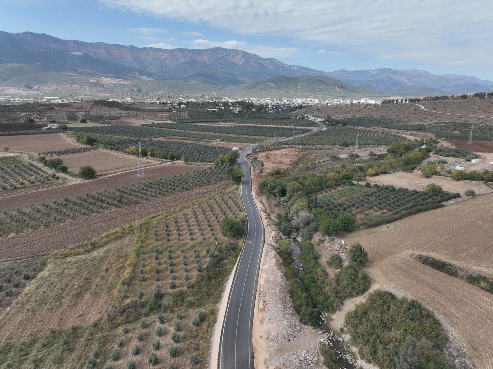 HATAY BÜYÜKŞEHİR BELEDİYESİ , HATAY’I MODERN YOLLARLA ÖRÜYOR HATAY BÜYÜKŞEHİR BELEDİYESİ , HATAY’I MODERN YOLLARLA ÖRÜYOR