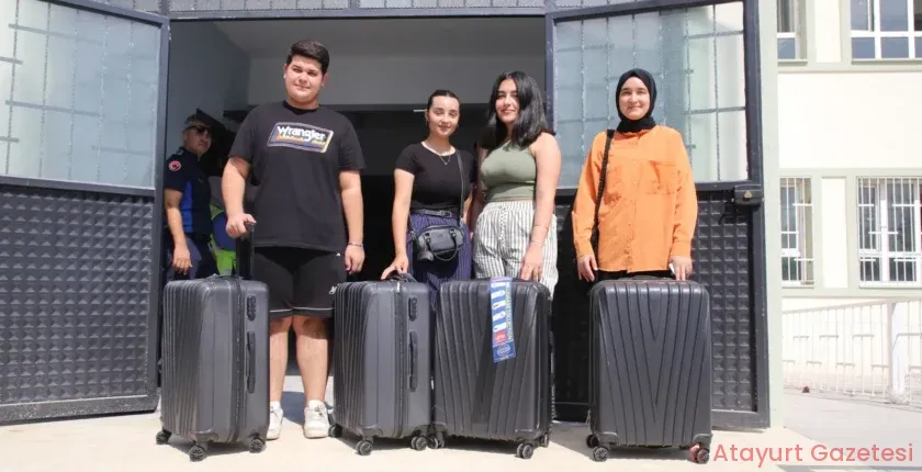HATAY BÜYÜKŞEHİR BELEDİYESİ’NDEN EĞİTİME BÜYÜK DESTEK: GENÇLERİN YÜZÜ GÜLÜYOR