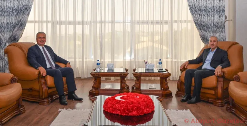 İL TARIM VE ORMAN MÜDÜRÜ TÜRKMEN’DEN REKTÖR EREN’E ZİYARET İL TARIM VE ORMAN MÜDÜRÜ TÜRKMEN’DEN REKTÖR EREN’E ZİYARET