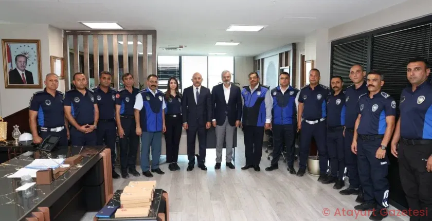 BAŞKAN ÖNTÜRK, HATAY BÜYÜKŞEHİR BELEDİYESİ ZABITASINI AĞIRLADI BAŞKAN ÖNTÜRK, HATAY BÜYÜKŞEHİR BELEDİYESİ ZABITASINI AĞIRLADI