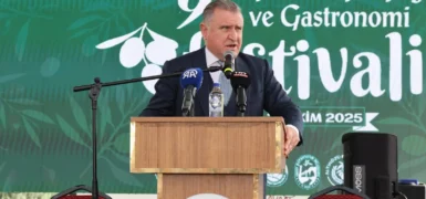 ALTINÖZÜ’NDE FESTİVAL COŞKUSU BAŞLADI