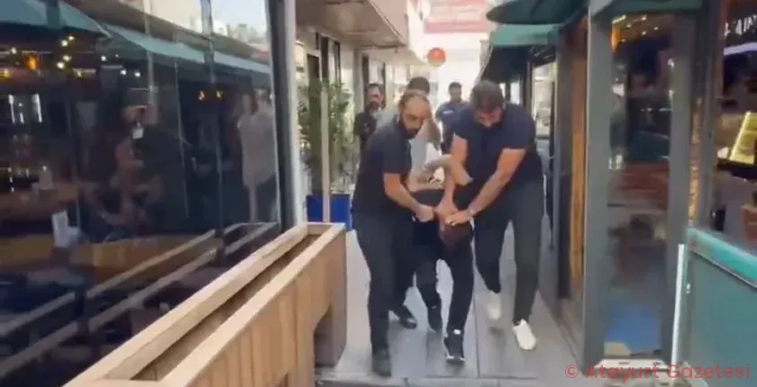ARANAN BİR KİŞİ SAKLANDIĞI BİNAYA VİNÇLE ÇIKILARAK YAKALANDI ARANAN BİR KİŞİ SAKLANDIĞI BİNAYA VİNÇLE ÇIKILARAK YAKALANDI