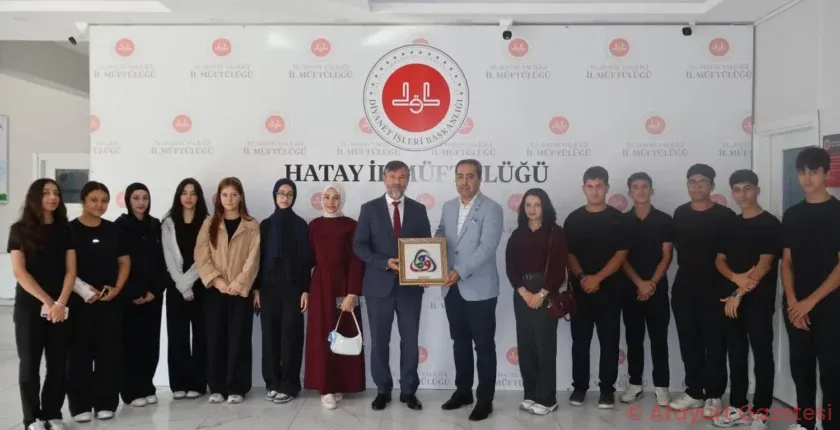 OSMAN ÖTKEN ANADOLU LİSESİ’NDEN İL MÜFTÜSÜ MEVLÜT TOPÇU’YA KUTLAMA ZİYARETİ OSMAN ÖTKEN ANADOLU LİSESİ’NDEN İL MÜFTÜSÜ MEVLÜT TOPÇU’YA KUTLAMA ZİYARETİ