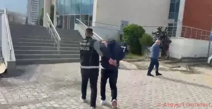 ARANAN 4 KİŞİ, DÖRTYOL; İSKENDERUN, ERZİN VE ANTAKYA’DA YAKALANDI ARANAN 4 KİŞİ, DÖRTYOL; İSKENDERUN, ERZİN VE ANTAKYA’DA YAKALANDI