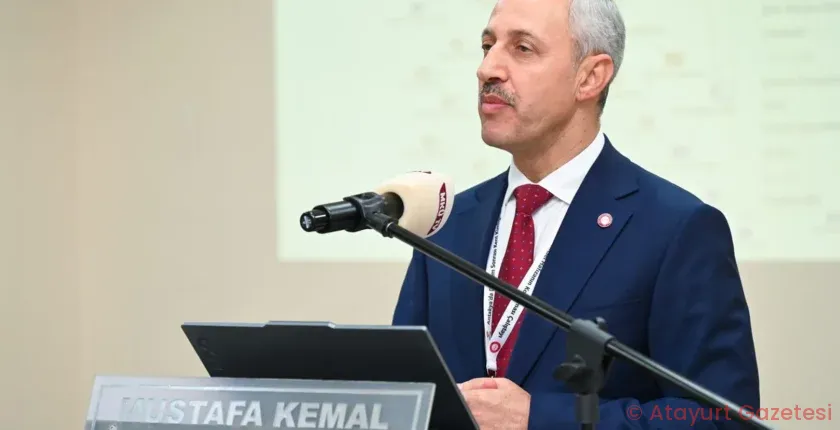 ANTAKYA’DA DEPREM SONRASI KENT KİMLİĞİ VE KENTSEL HAFIZANIN KORUNMASI İÇİN YOL HARİTASI ARANDI ANTAKYA’DA DEPREM SONRASI KENT KİMLİĞİ VE KENTSEL HAFIZANIN KORUNMASI İÇİN YOL HARİTASI ARANDI