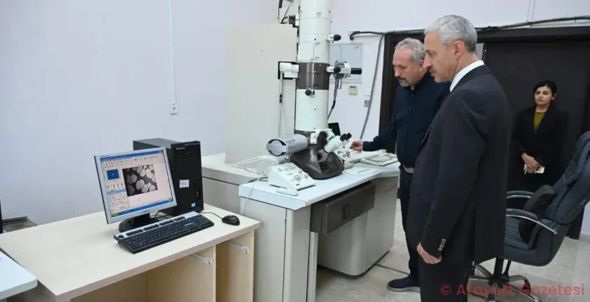 25 YIL SONRA YENİDEN HİZMETTE: ELEKTRON MİKROSKOBU MARGEM’DE FAALİYETE GEÇTİ 25 YIL SONRA YENİDEN HİZMETTE: ELEKTRON MİKROSKOBU MARGEM’DE FAALİYETE GEÇTİ