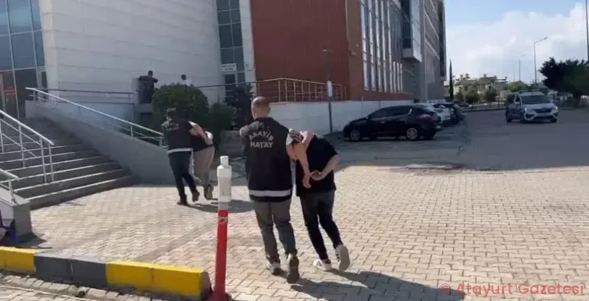 İSKENDERUN’DA MOTOR HIRSIZLARI YAKALANDI İSKENDERUN’DA MOTOR HIRSIZLARI YAKALANDI