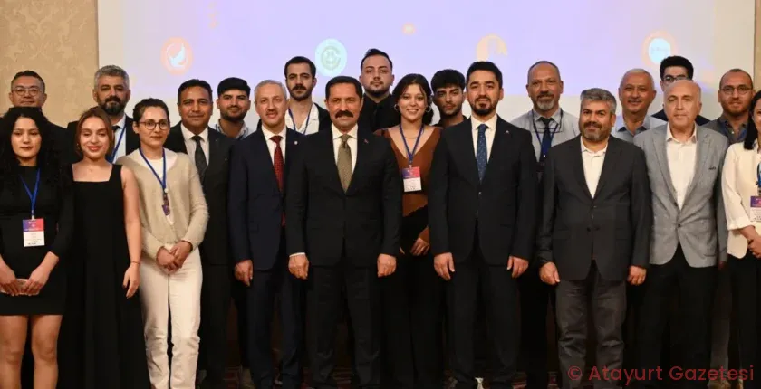 PEDAGOJİK YAKLAŞIMLARLA DEZENFORMASAYONLA  MÜCADELE HATAY ÇALIŞTAYI DÜZENLENDİ PEDAGOJİK YAKLAŞIMLARLA DEZENFORMASAYONLA  MÜCADELE HATAY ÇALIŞTAYI DÜZENLENDİ