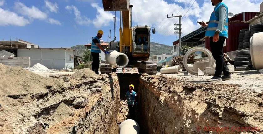 SAMANDAĞ’DA ALTYAPI YATIRIMI TAMAMLANMA AŞAMASINDA SAMANDAĞ’DA ALTYAPI YATIRIMI TAMAMLANMA AŞAMASINDA