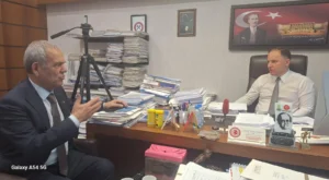 TÜRKİYE GAZETECİLER FEDERASYONU HEYETİ, CHP’Lİ DENİZ YAVUZYILMAZ’LA BASININ SORUNLARINI GÖRÜŞTÜ