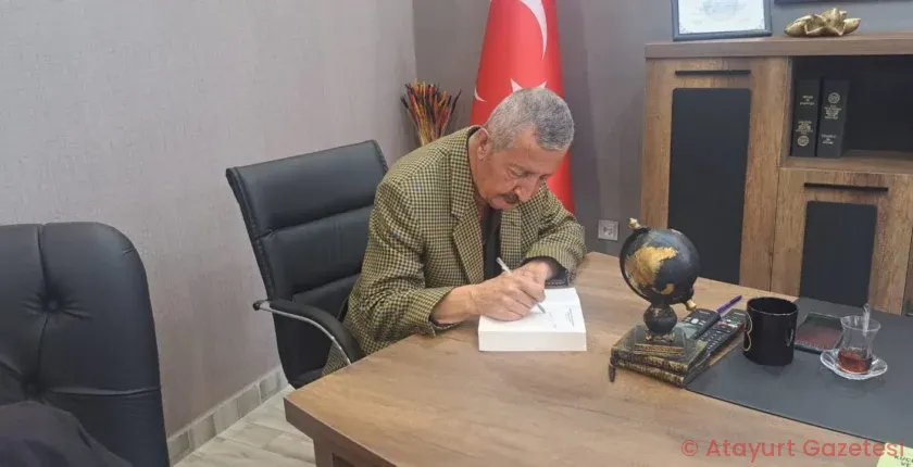 YAZARIMZ HALİL YILMAZ HITMİYE YENİ KİTABINI DOĞDUĞU TOPRAKLARDA ALTINÖZÜ’NDE İMZALADI