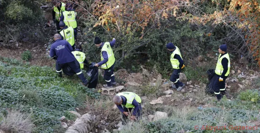 HATAY BÜYÜKŞEHİR BELEDİYESİ, SORUNLARI YERİNDE ÇÖZÜYOR