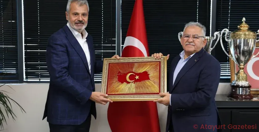 BAŞKAN MEMDUH BÜYÜKKILIÇTAN BAŞKAN MEHMET ÖNTÜRK’E ZİYARET