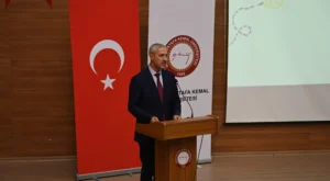 MUSTAFA KEMAL ÜNİVERSİTESİ’NDE 20 KASIM DÜNYA ÇOCUK HAKLARI GÜNÜ KAPSAMINDA “AİLE YILINDA ÇOCUK HAKLARI” PANELİ DÜZENLENDİ!