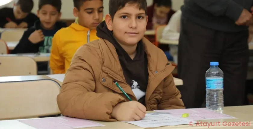 HATAY BÜYÜKŞEHİR EBELEDİYESİ  GENÇLERİ BİLİME YÖNLENDİRİYOR