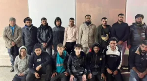 TIR DORSESİNDE 16 GÖÇMEN YAKALANDI