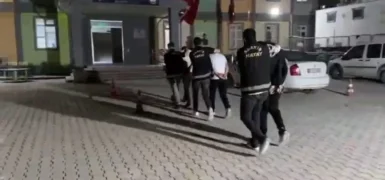 ANTAKYA’DA KONTEYNIRLARDAN  HIRSIZLIK YAPAN 3 KİŞİ TUTUKLANDI