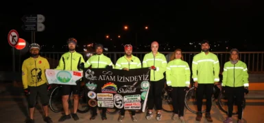 HATAY’DAN ANKARA’YA PEDAL ÇEVİRİYORLAR: 10 KASIM’A ANLAMLI YOLCULUK