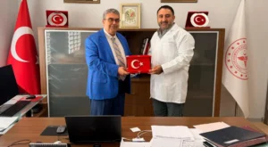 SAĞLIK MÜDÜRÜ DR. SÖNMEZ’DEN BAŞTABİP DR. KAVVASOĞLU’NA HAYIRLI OLSUN ZİYARETİ