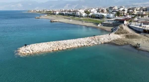 HATAY BÜYÜKŞEHİR BELEDİYESİ’NDEN P’DEN ARSUZ’A 70 METRELİK MENDİREK