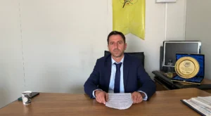 FOTOĞFRAFÇILAR ODASI BAŞKAN ADAYI DENİZ DEDE: DERDİM BAŞKANLIK DEĞİL, DERDİM ESNAFA HİZMET VE MATBAACILAR SİTESİ KAZANDIRMAK!